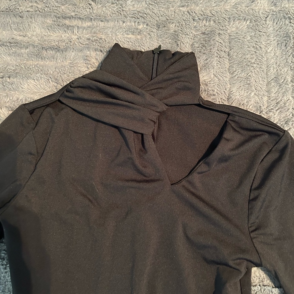 Zara Black Bodysuit with Cut-Out - Picture 2 of 6
